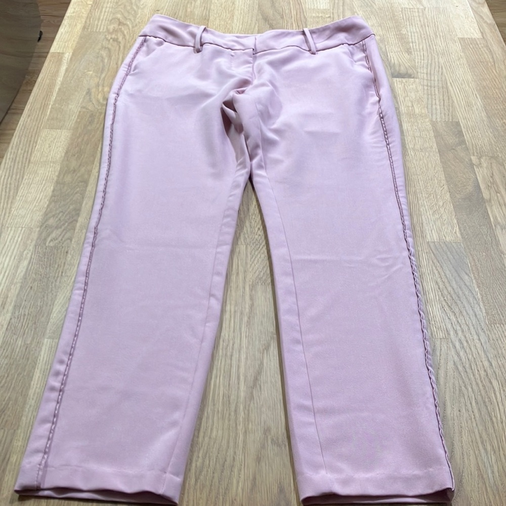 MOSSIMO STRETCH EXTENSIBLE PINK ANKLE PANTS SIZE 4